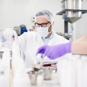 Curso Assistente Farmácia Industrial
